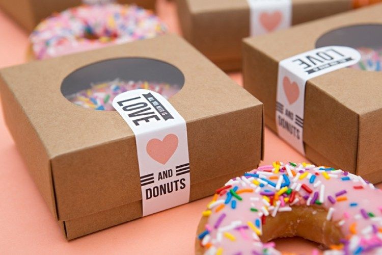 Custom-donut-boxes