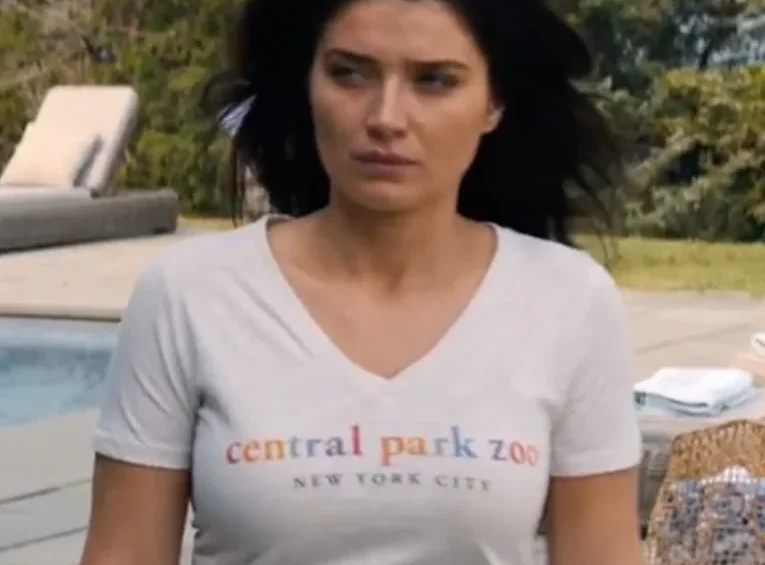 The-Perfect-Couple-Amelia-Sacks-Central-Park-Zoo-New-York-City-T-Shirt (1)